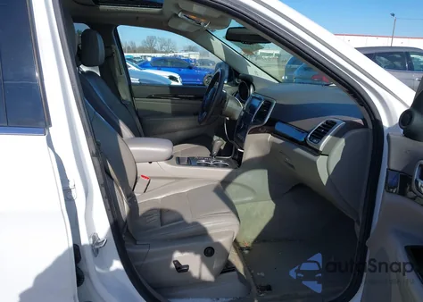 2013 Jeep Grand Cherokee Laredo z USA, uszkodzony, nr VIN 1C4RJFAG0DC631726